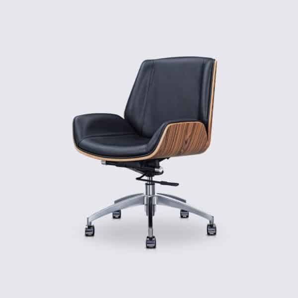 silla de oficina escandinava eames de cuero negro y palisandro ergonómica